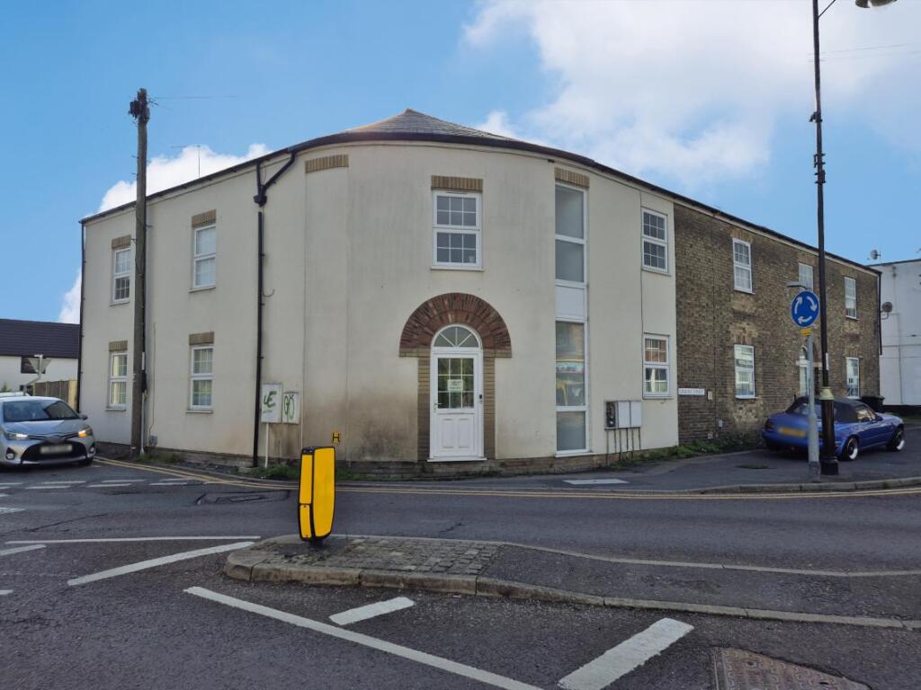 Main image of property: Flats 1-6, 6 Granby Street, Littleport, Ely, Cambridgeshire, CB6