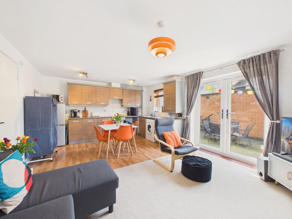 Apartment in Gateshead, North East - More