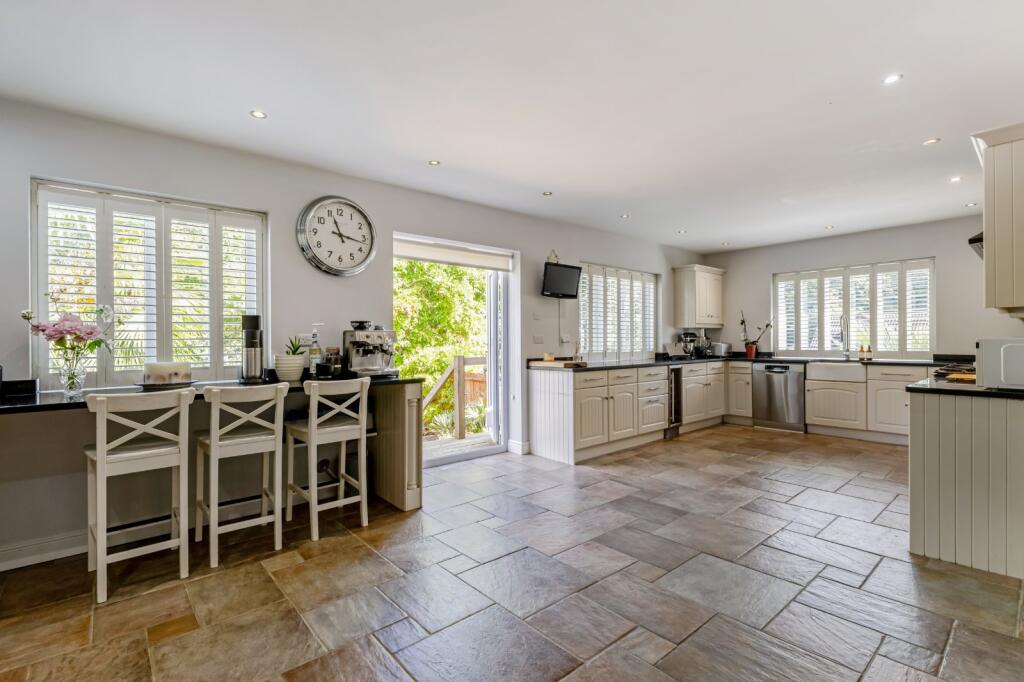 House in Welwyn Hatfield, Welwyn - View 5