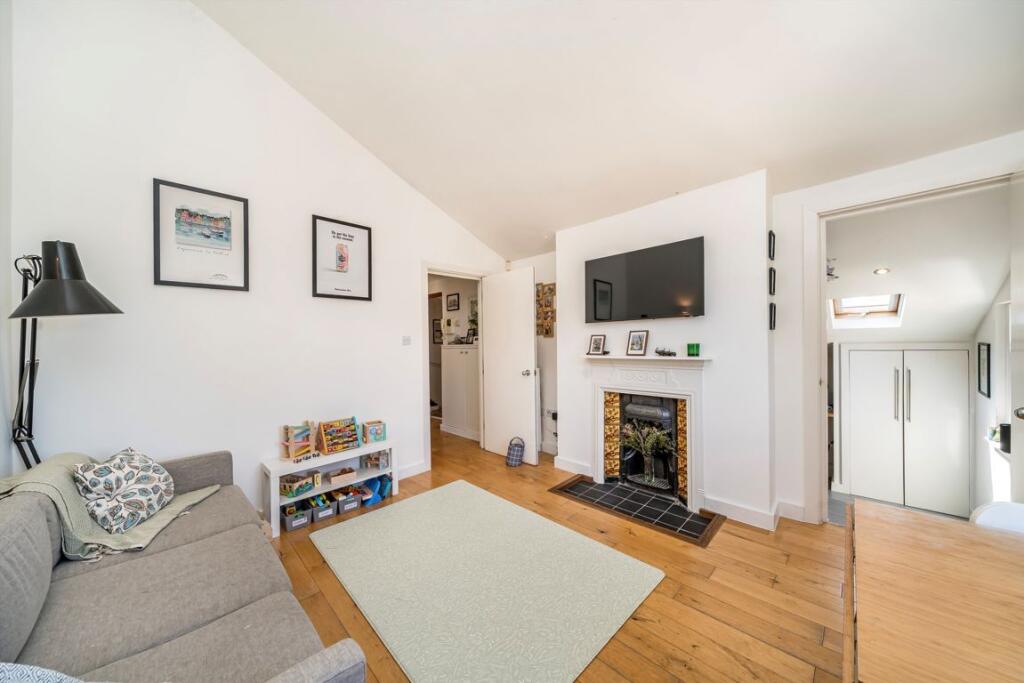 Main image of property: East Dulwich Road, East Dulwich