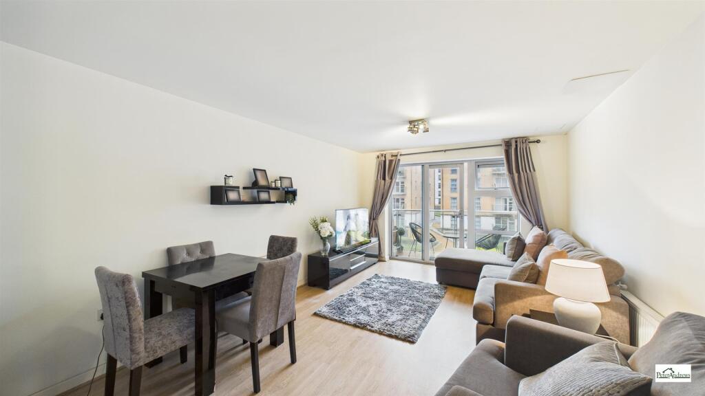Apartment in London - View 2