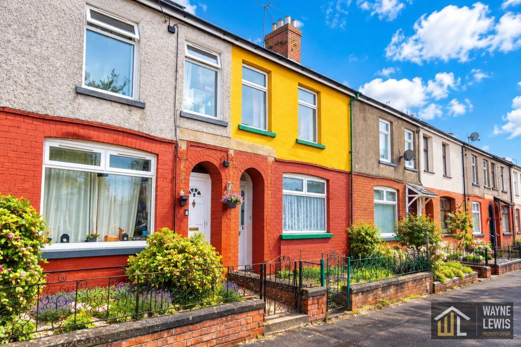 3-bed terraced on Energlyn Terrace, Caerphilly, CF83 2QZ, £150,000