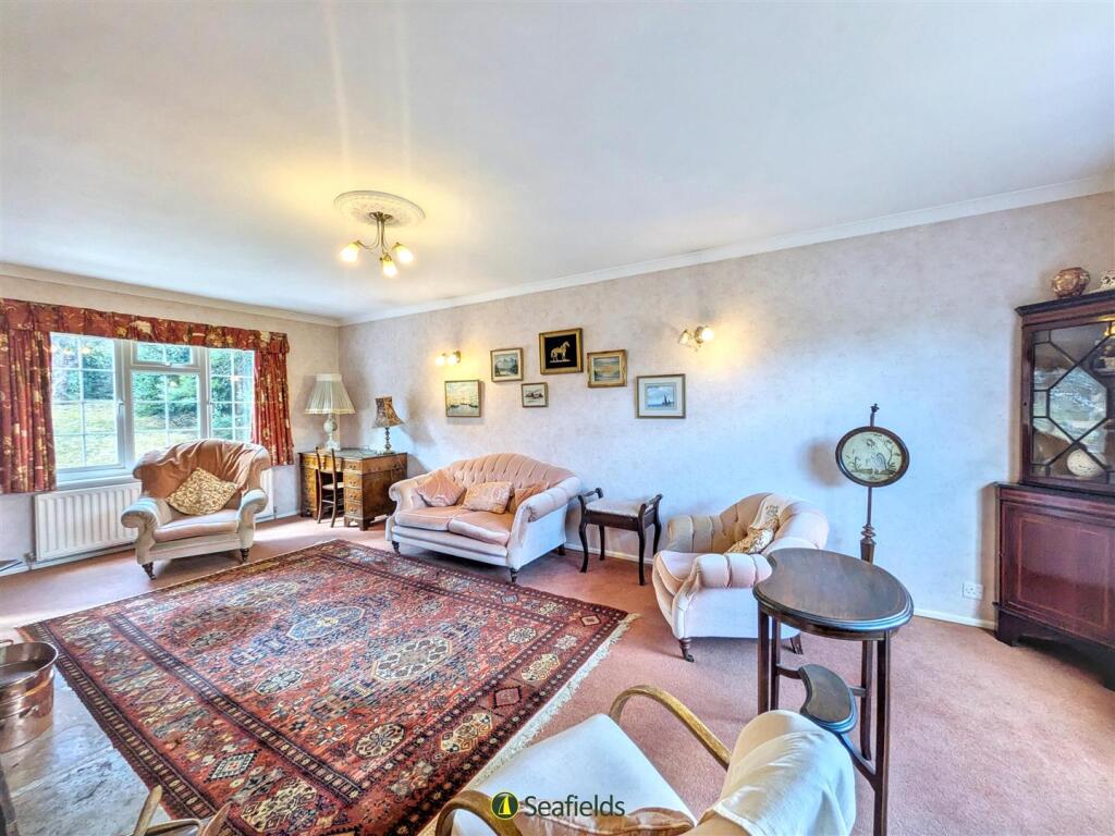 House in Portsmouth - View 3
