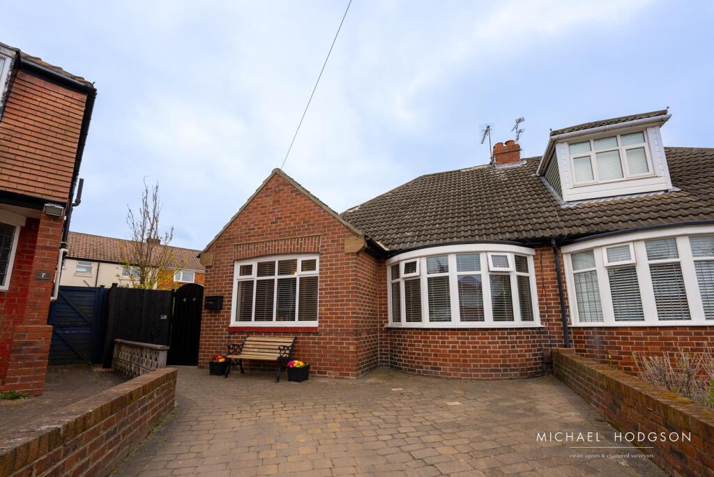 2-bed semi-detached on Longridge Square, Tunstall, Sunderland, £265,000