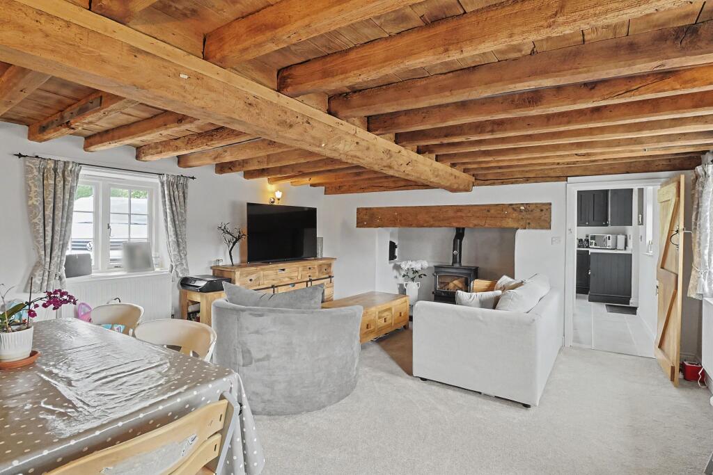 House in Salisbury - View 5
