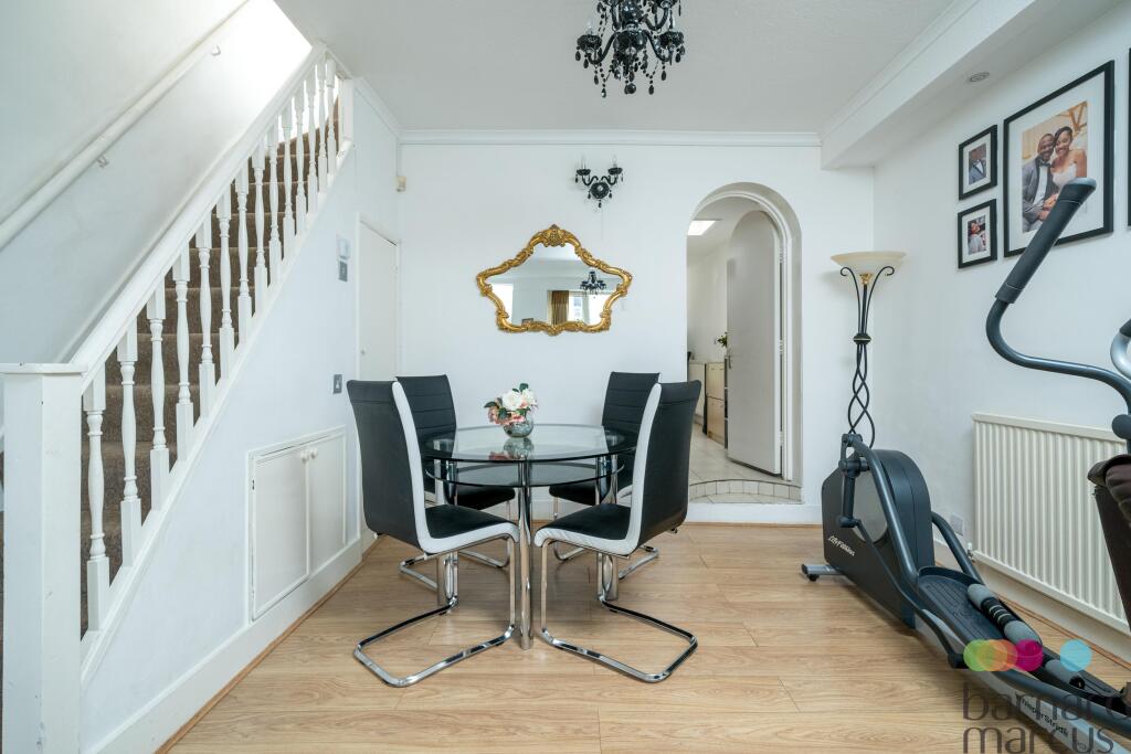 House in London - View 4