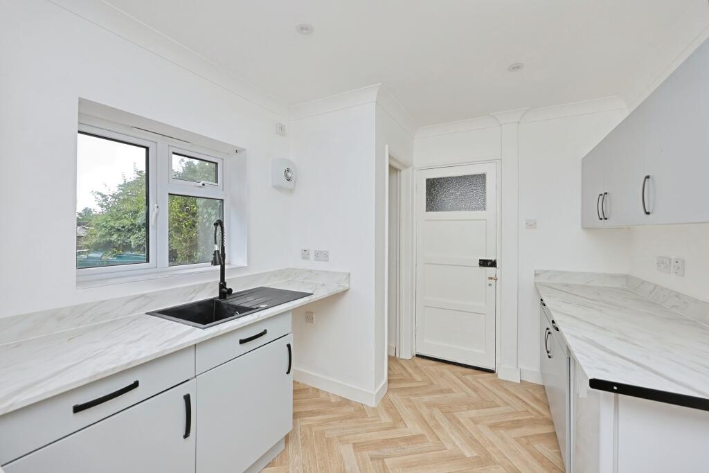 House in Ipswich - View 2