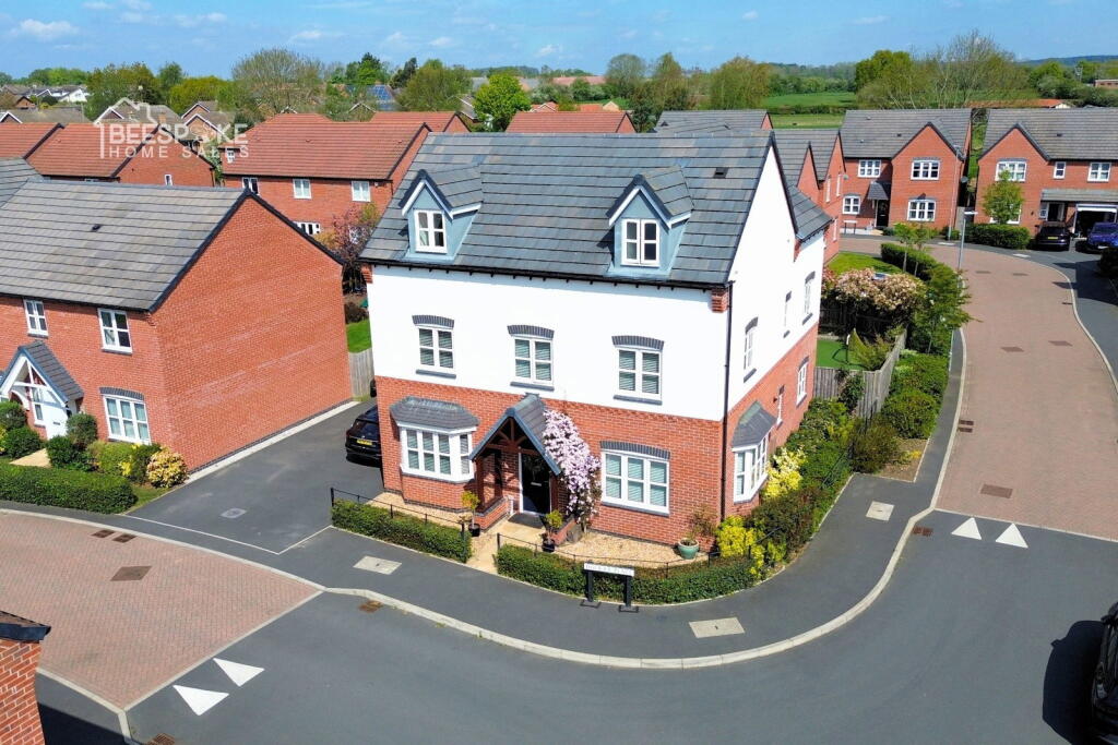 Main image of property: Halifax Place, Farnsfield, Newark, NG22 8FG