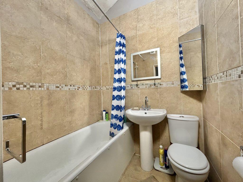 Additional image 6 of Rosebery Avenue, Yeovil, Somerset, BA21