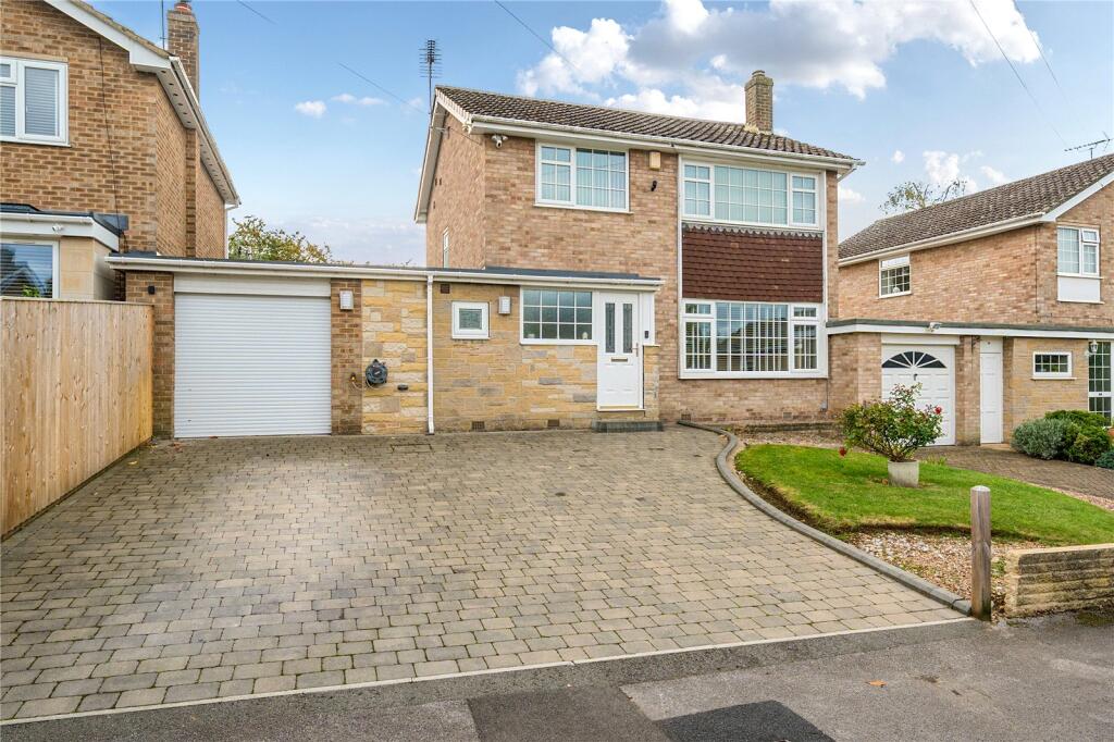 3-bed detached on Wayside Walk, Harrogate, HG2, £575,000