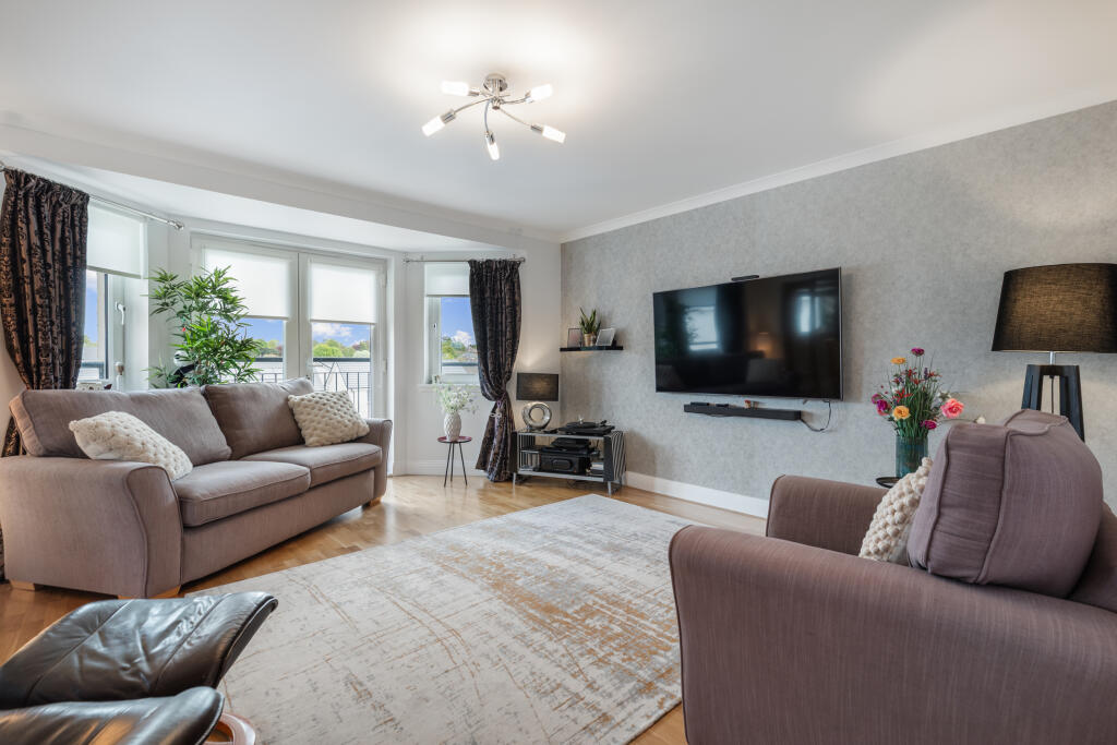 Apartment in Kirkintilloch, Westermains - View 2