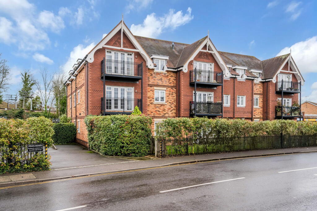 Main image of property: Wyckham House, 2, Station Approach, Oxted, Surrey, RH8 9EW