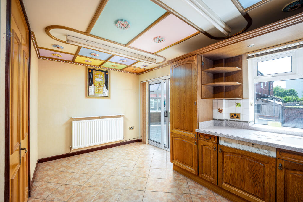 House in Birmingham, West Midlands - View 5