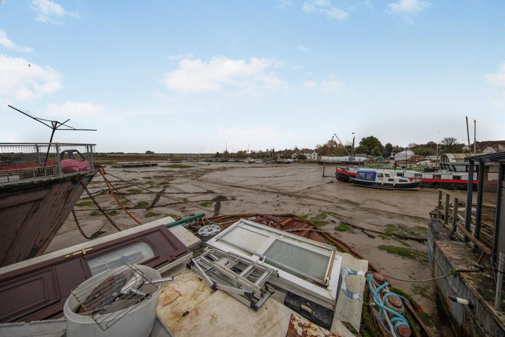 Main image of property: Maran Houseboat, St. Osyth, Clacton-On-Sea
