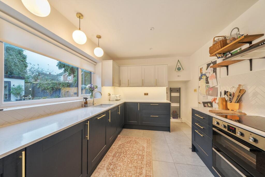 House in London - View 3