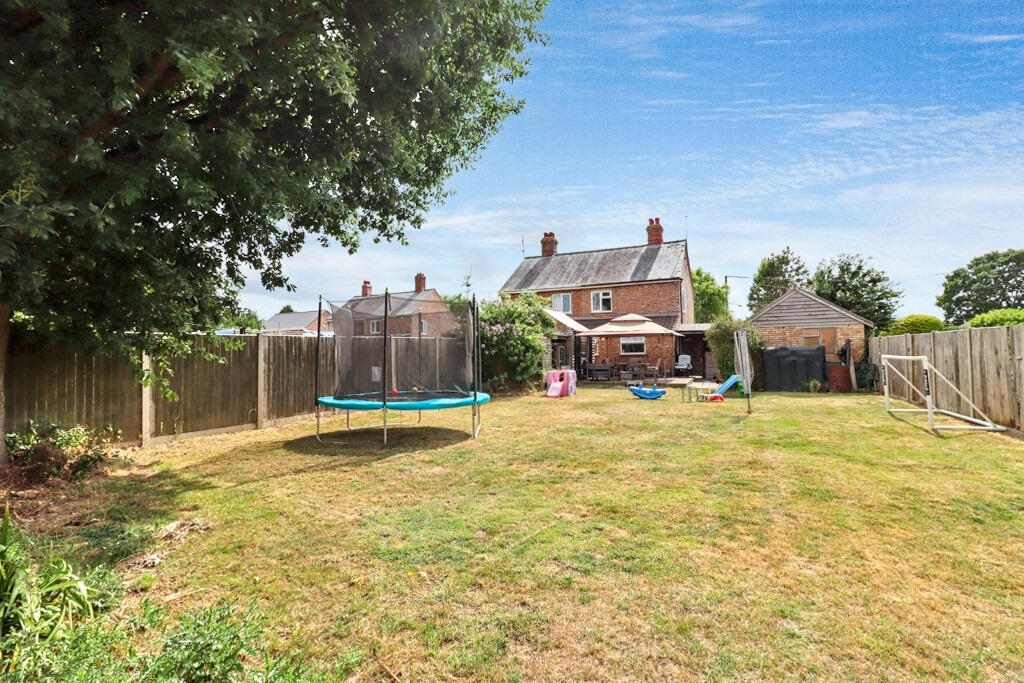 Hall Road, Clenchwarton, King's Lynn, PE34 photo 4