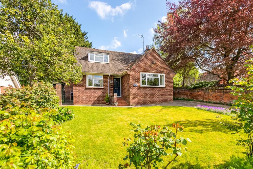 Main image of property: Benslow Lane, Hitchin, Hertfordshire, SG4 9