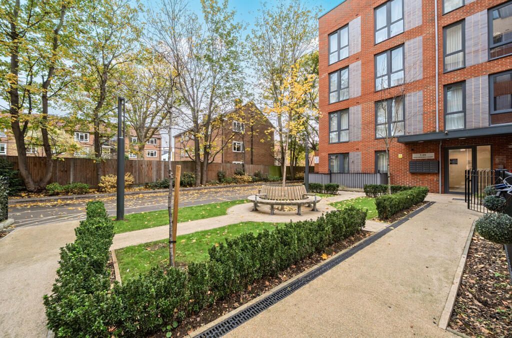 Main image of property: Colonnade Gardens, London
