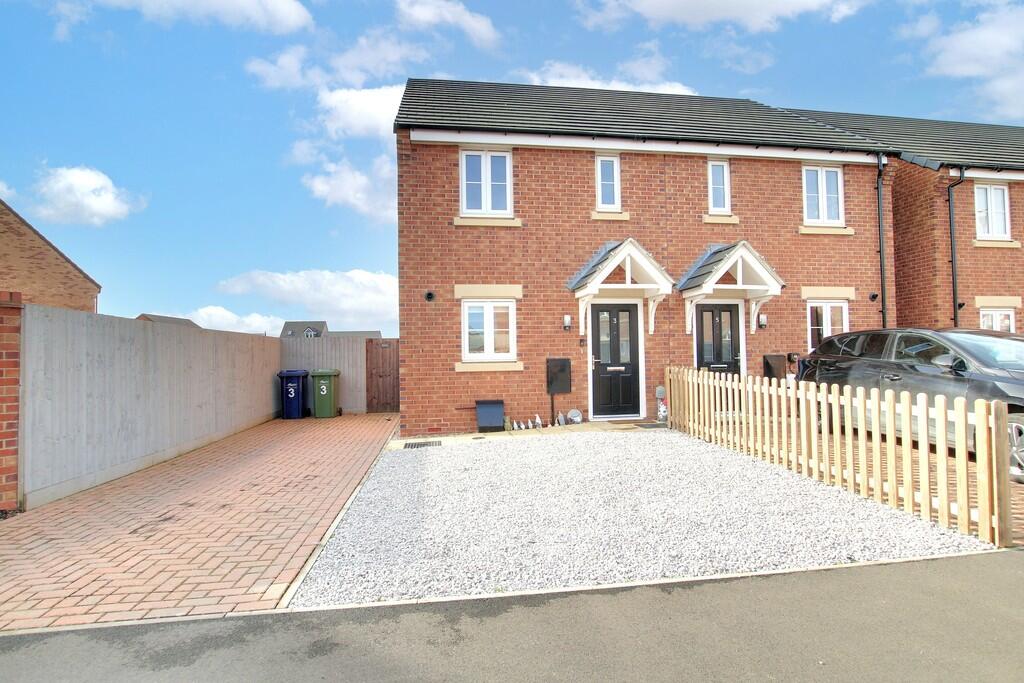 2-bed terraced on Barley Close, Chatteris, £60,000