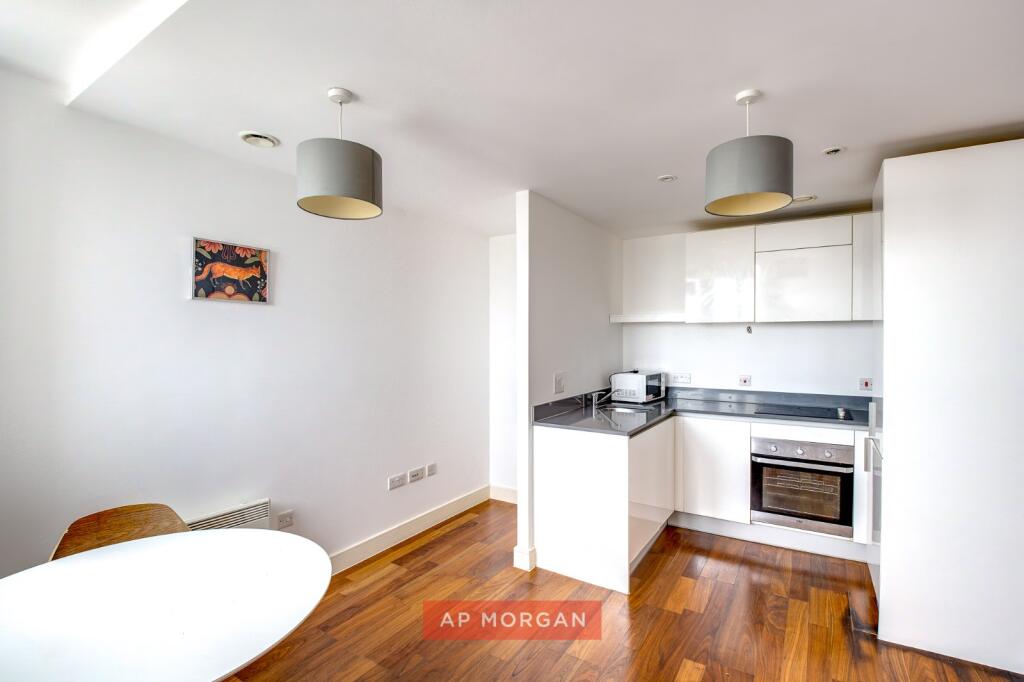 Apartment in Birmingham, Edgbaston - View 5