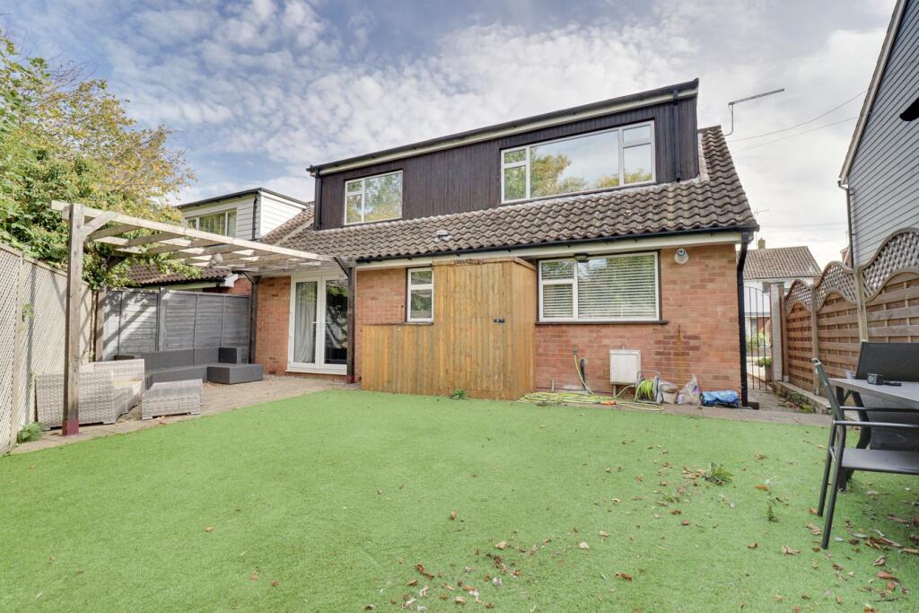 House in Epping Forest, Sheering - View 2