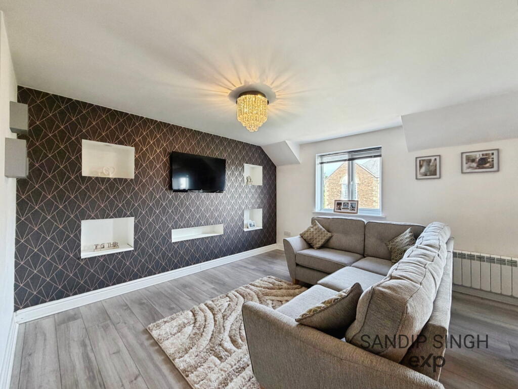 Apartment in Preston, Lea - View 2