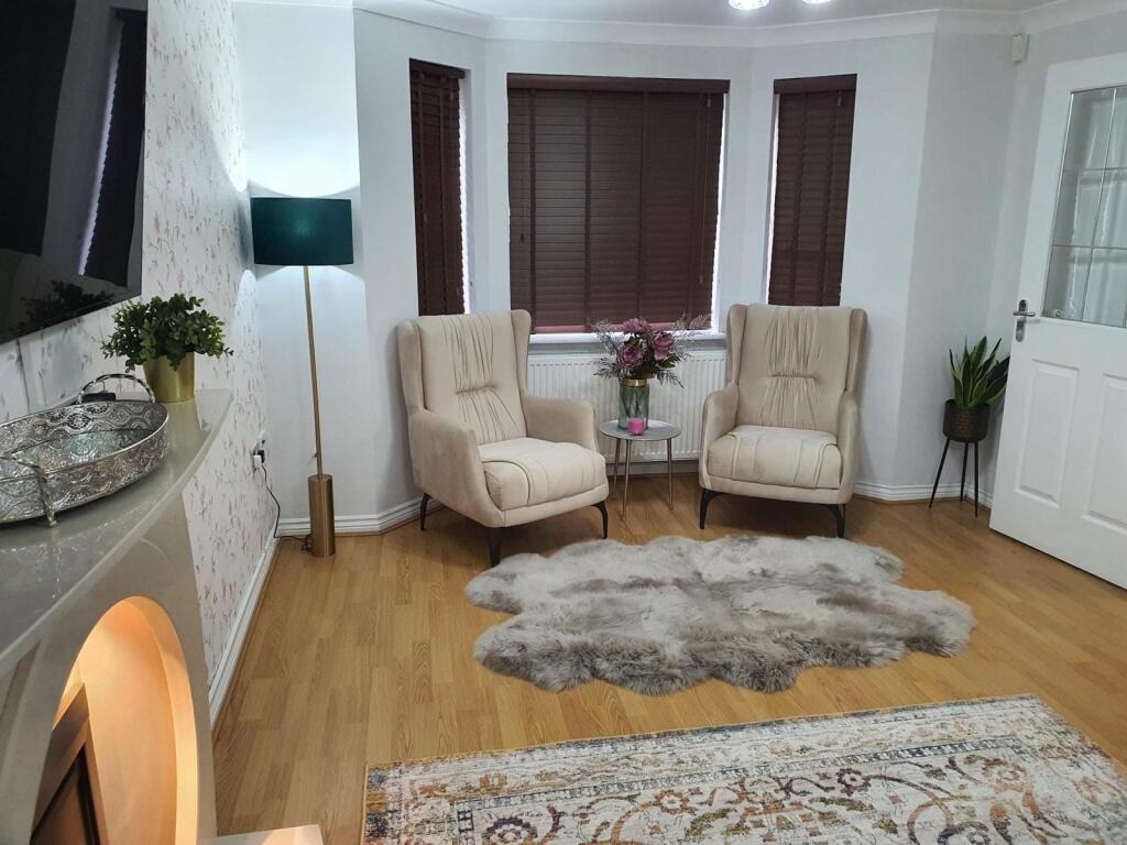 House in Manchester, Greater Manchester - View 4
