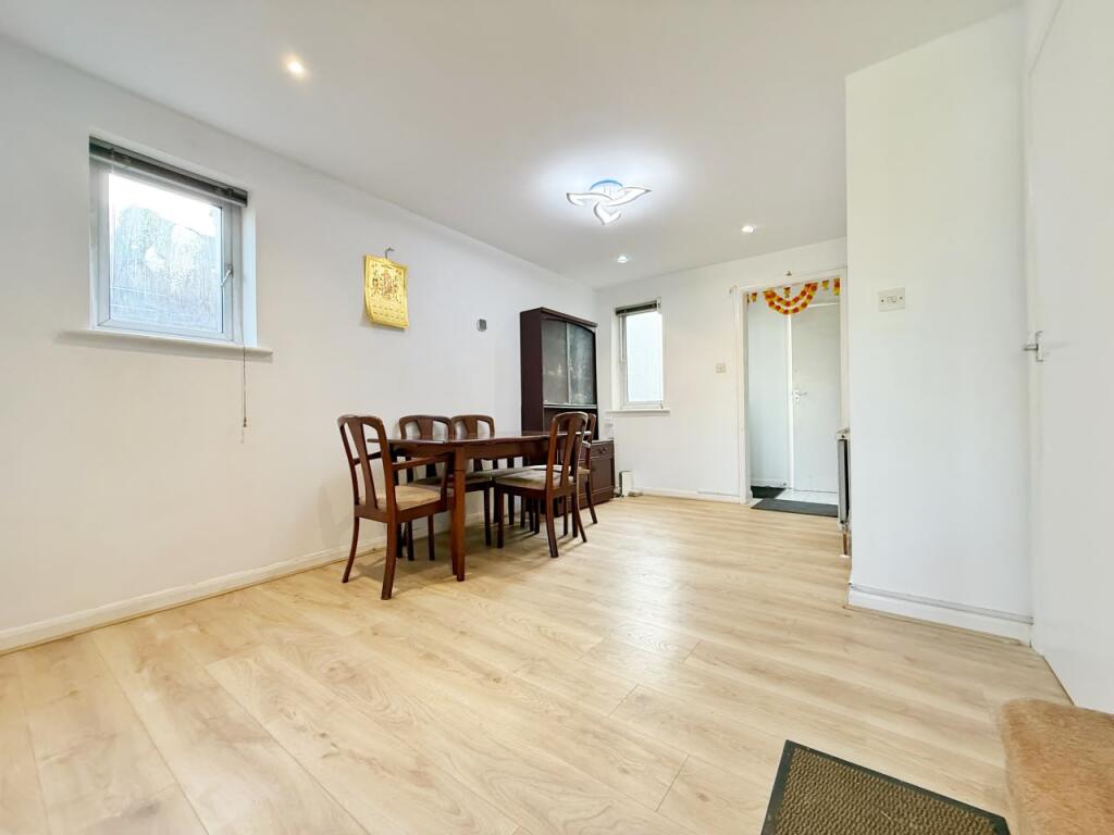 House in Hemel Hempstead - View 3