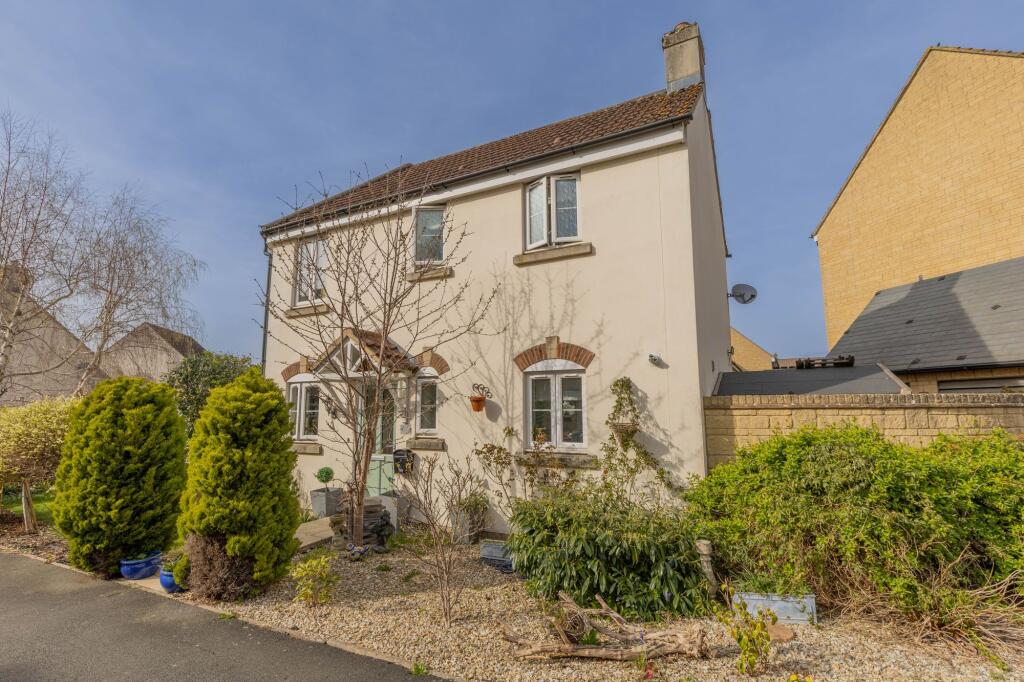 Main image of property: Avenue De Gien, Malmesbury, SN16