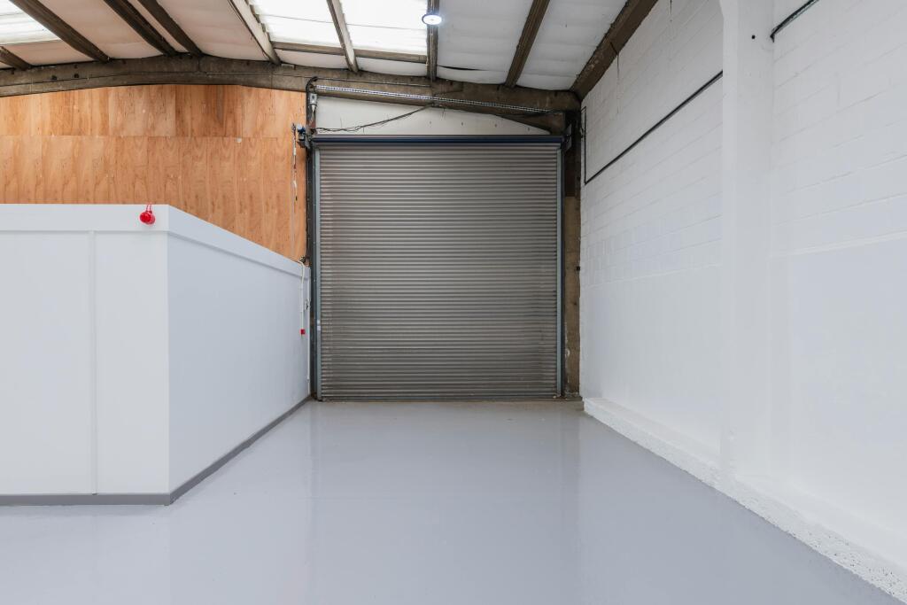 Unit 10 St Andrews Trad. Est., Avonmouth-22.jpg