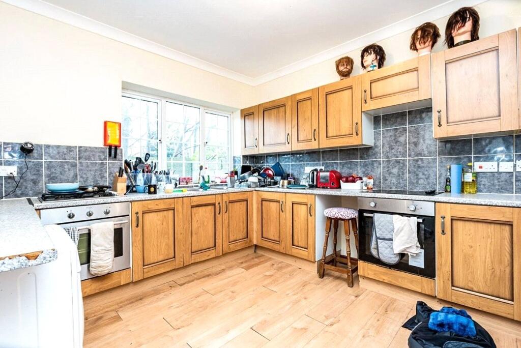 13 RIGBY ROAD photo 2