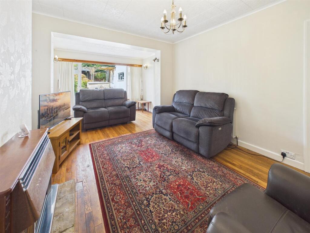 House in Chippenham, Hardenhuish, Sheldon - View 4
