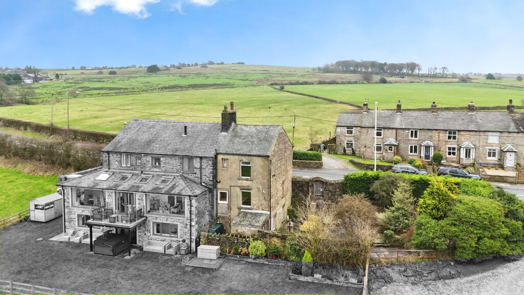 Main image of property: 641 Bradshaw Road, Bolton, Lancashire BL2 4JR