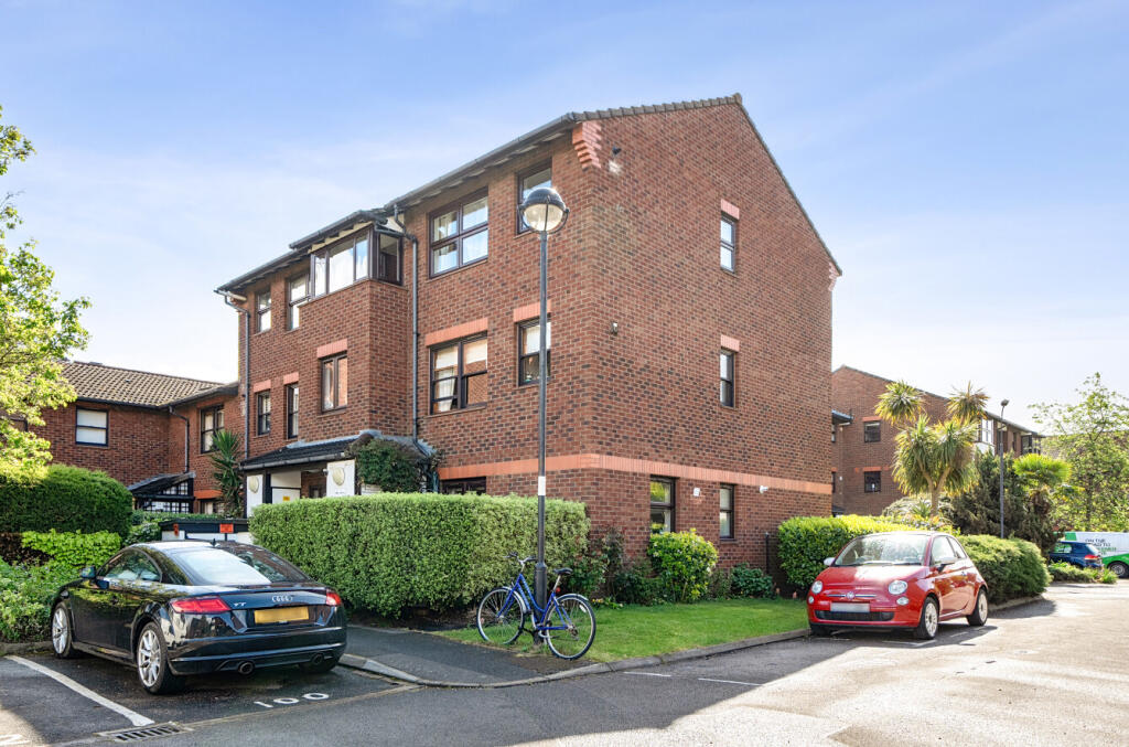 Main image of property: Mayfield Road, London