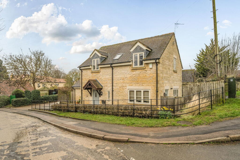 Main image of property: Loves Lane Cottage, Empingham