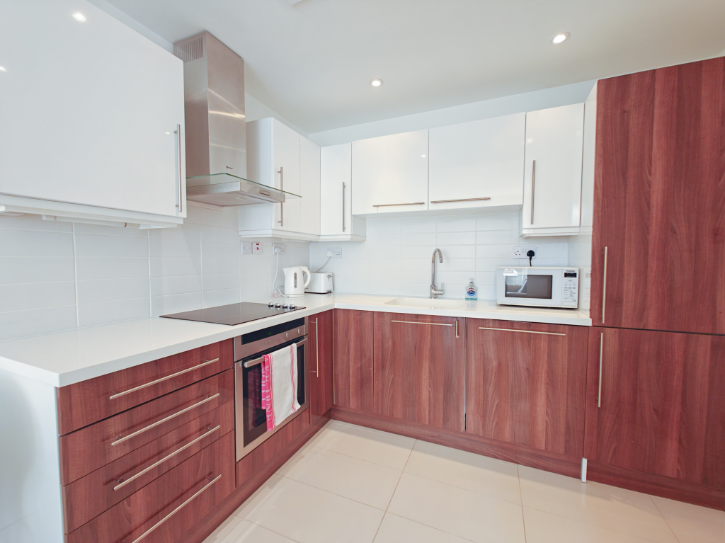 9 Belvedere Road, London, SE1 photo 2