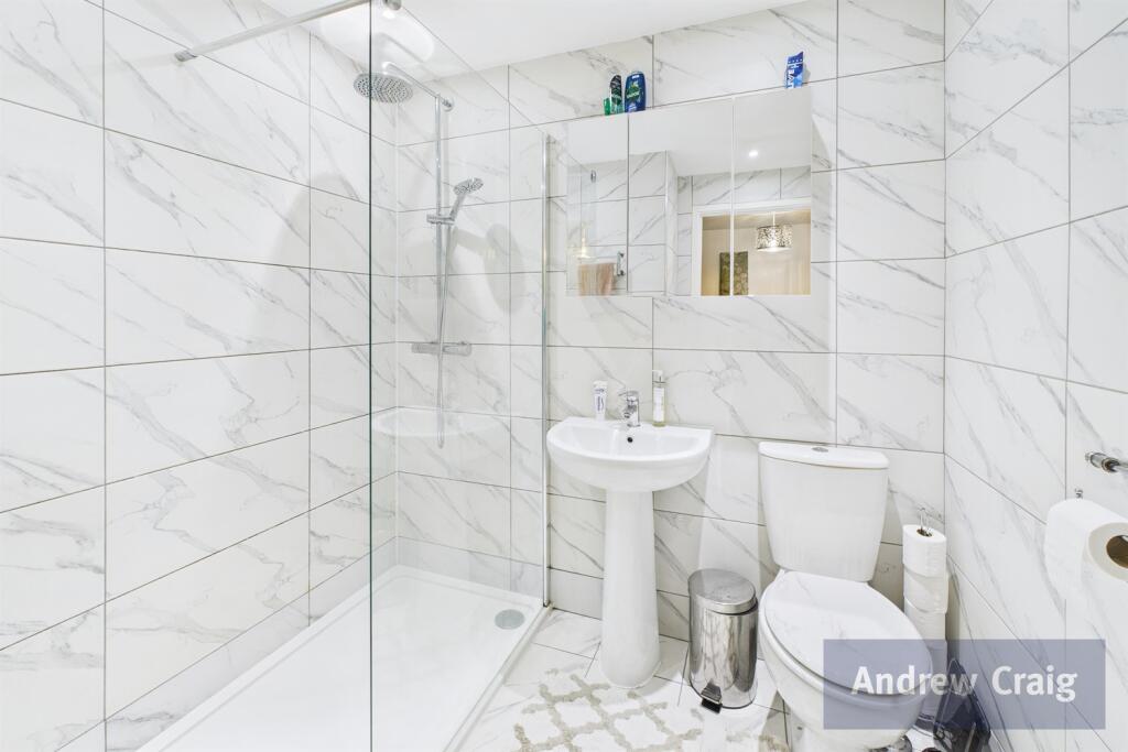 10 Lyons Way photo 4