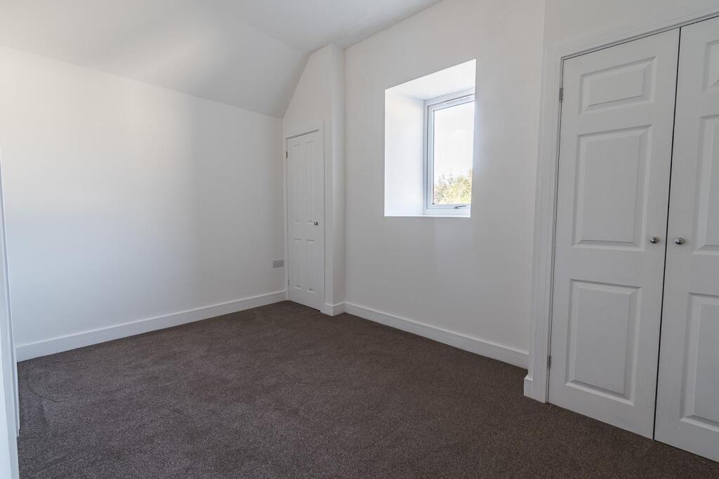 Apartment in Barry, The Knap - View 5