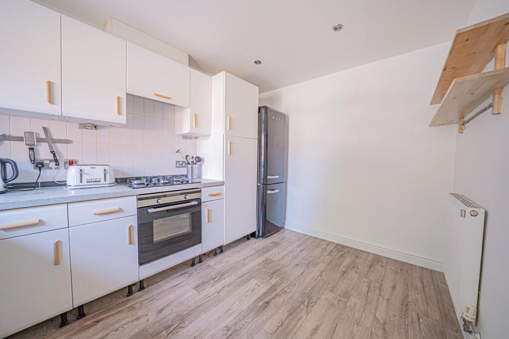 House in Solihull, Hockley Heath - View 3