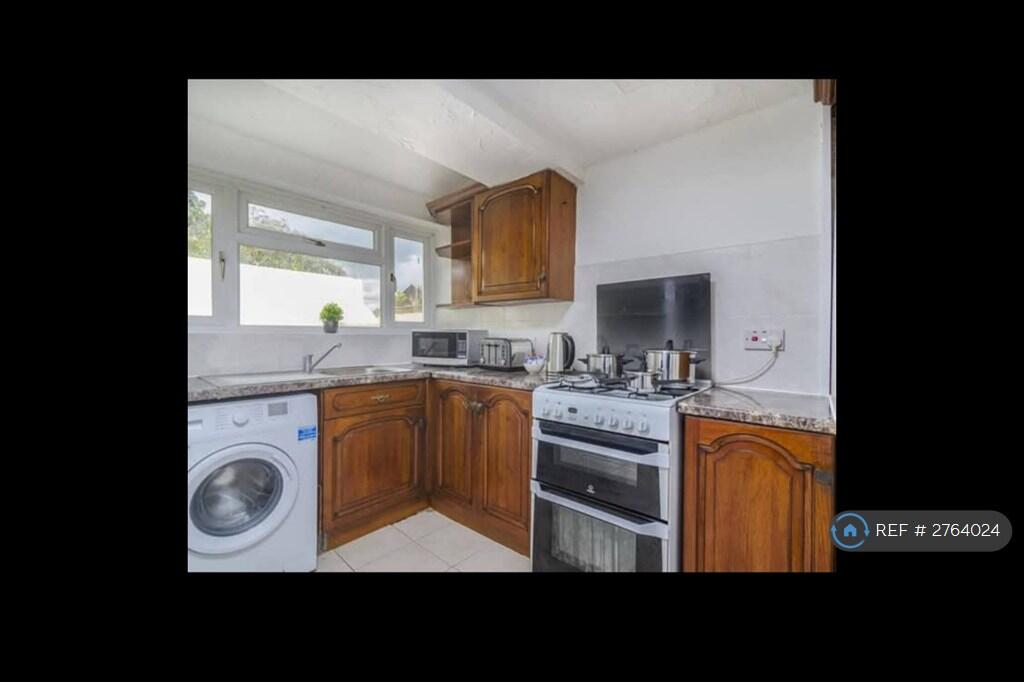 Main image of property: Albany Road, Chatham, ME4