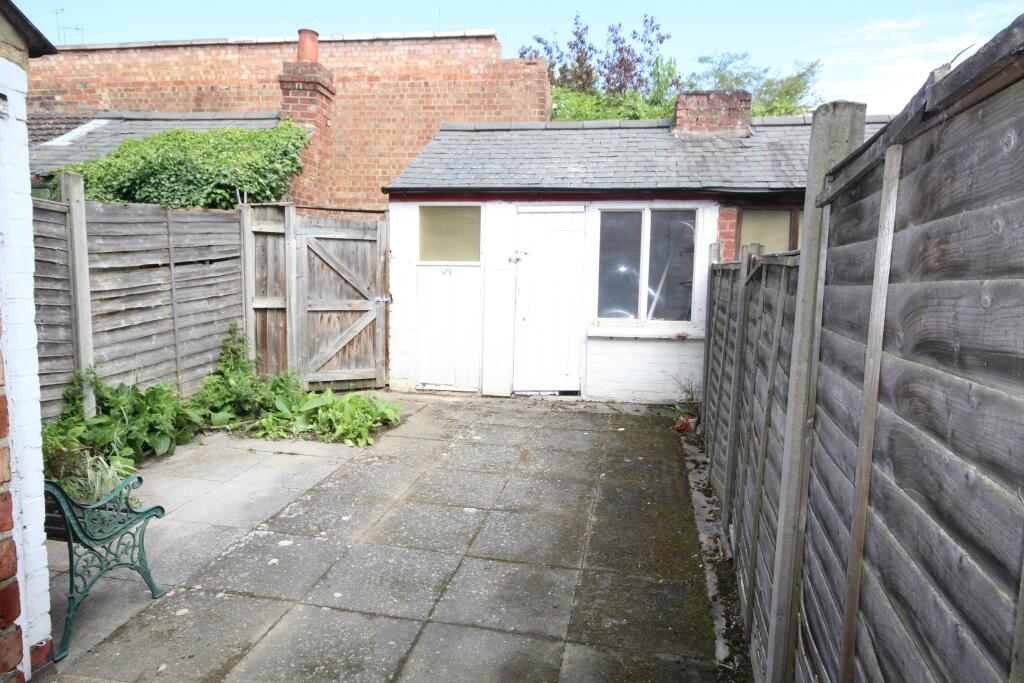 House in Northampton - More