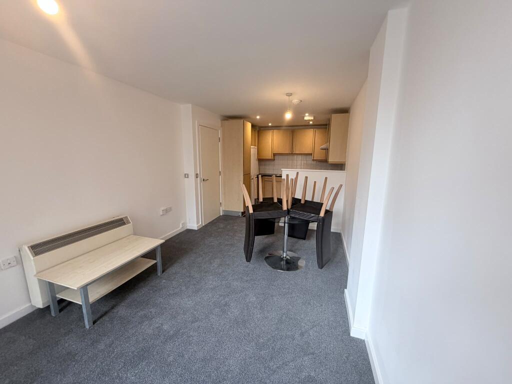 Apartment in London - View 2