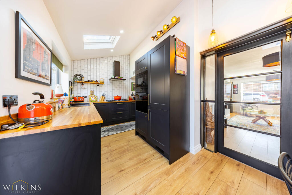 Lavender Road, Tamworth, Staffordshire, B77 - View 2