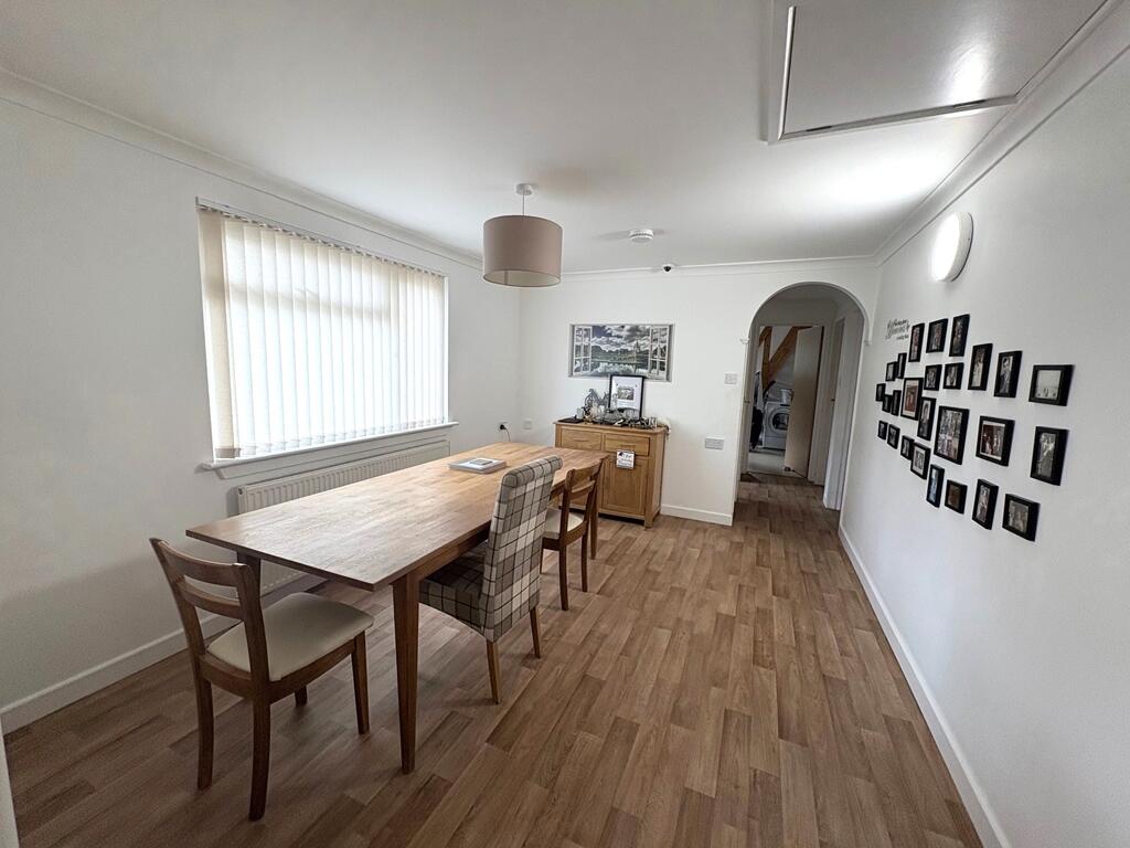 Orchard Way, Honiton photo 3