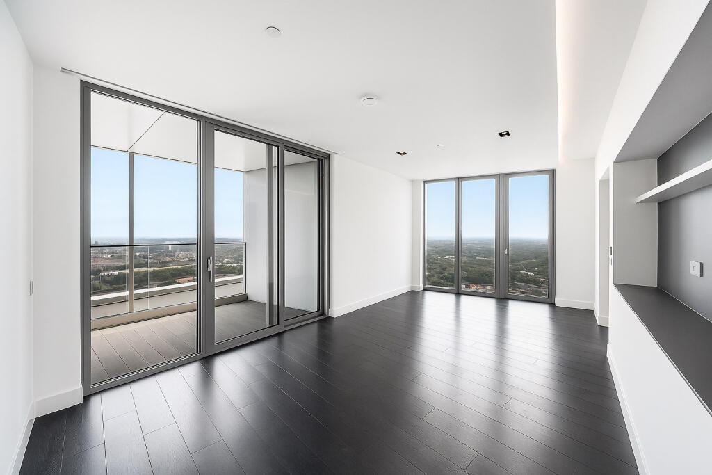 2-bed flat on Amory Tower, 203 Marsh Wall, London, Greater London, E14, £850,000