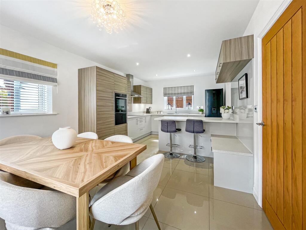 House in Leicester - View 5