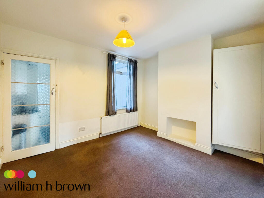 House in Thurrock, Essex - More