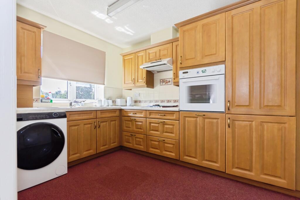Ulleries Road, Solihull, West Midlands, B92 photo 4