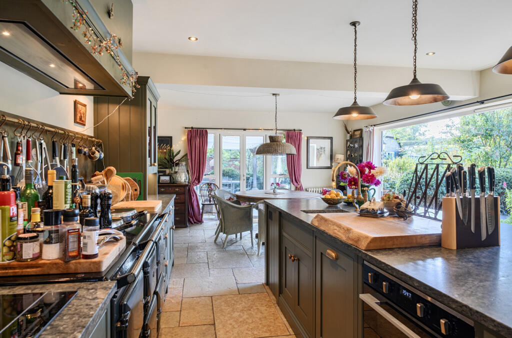 House in New Forest, Bramshaw - View 5