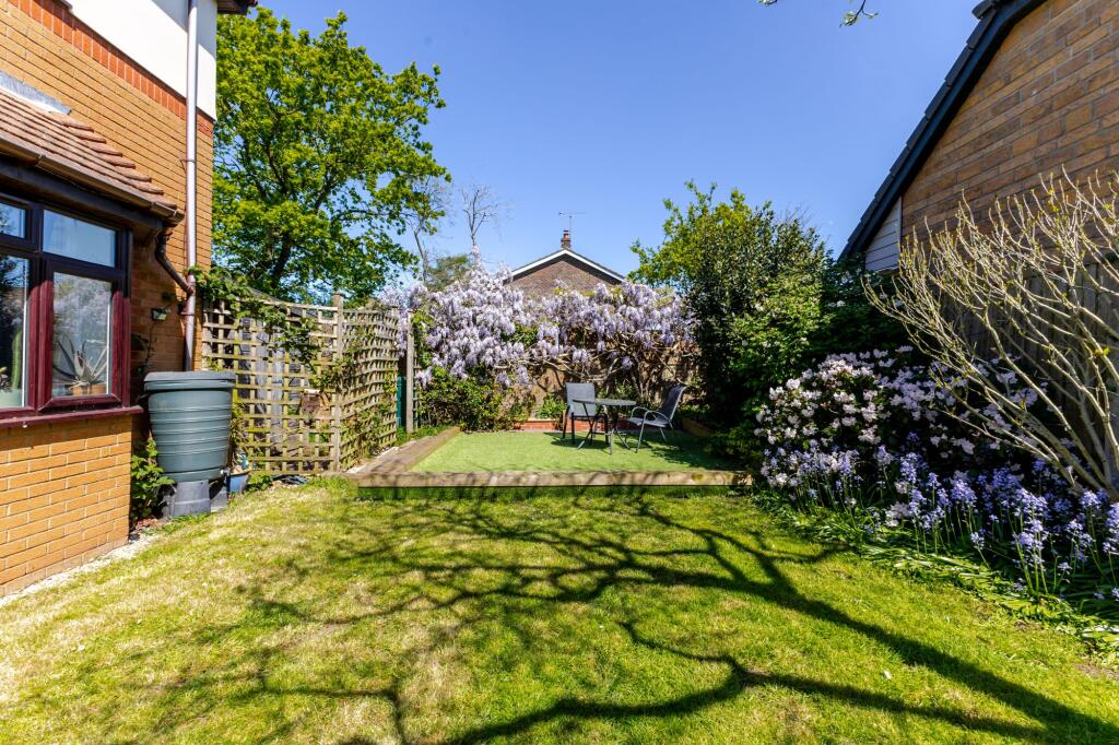 Russett Grove, Nailsea, BS48 - View 4